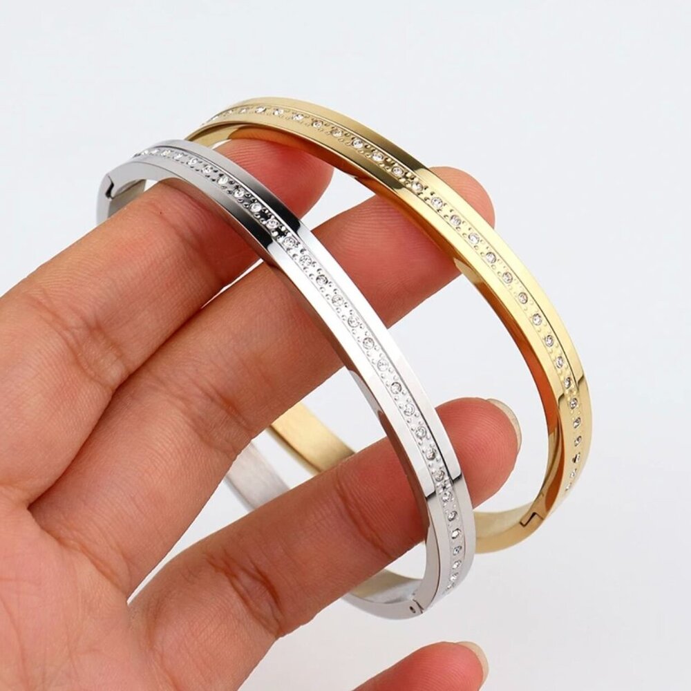 The Bling Bangle
